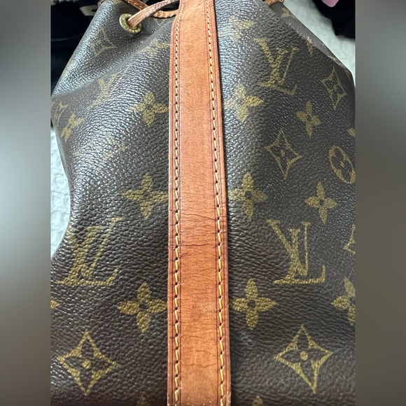 LOUIS VUITTON Monogram Noe Vintage Bucket - Picture 10 of 13